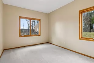 10173 Bridgewater Ct, Woodbury, MN 55129 - Photo 24
