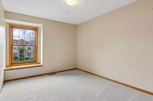10173 Bridgewater Ct, Woodbury, MN 55129 - Photo 34