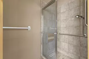 8175 Pristine Pine Trail, Eden Prairie, MN 55347 - Photo 22