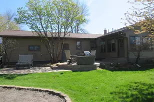 902 10th St S, Benson, MN 56215 - Photo 6