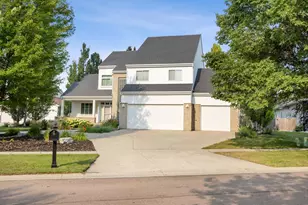 5027 Rose Creek Pkwy S, Fargo, ND 58104 - Photo 4