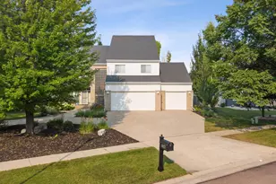 5027 Rose Creek Pkwy S, Fargo, ND 58104 - Photo 2