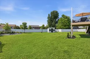 811 Brady Ln, New Richmond, WI 54017 - Photo 32