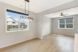 7070 181st St W, Lakeville, MN 55044 - Photo 10