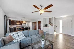 19697 Deerbrooke Path, Farmington, MN 55024 - Photo 8