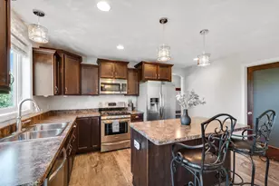 19697 Deerbrooke Path, Farmington, MN 55024 - Photo 4