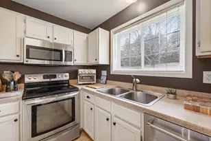 8763 Bechtel Ave, Inver Grove Heights, MN 55076 - Photo 12