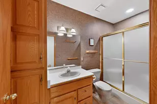 1851 20th Ave NE, Rochester, MN 55906 - Photo 36