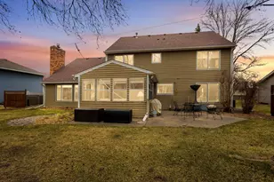 13004 Highpoint Curve, Burnsville, MN 55337 - Photo 2