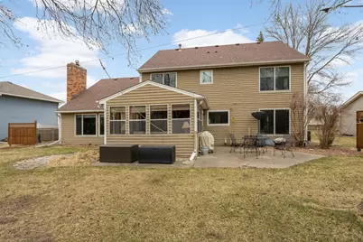 13004 Highpoint Curve, Burnsville, MN 55337 - Photo 4