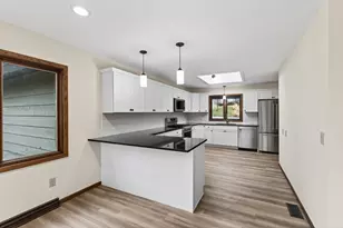 13001 Maywood Ln, Hopkins, MN 55343 - Photo 4