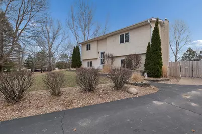 37625 Eleanor Avenue, North Branch, MN 55056 - Photo 2