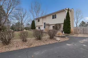 37625 Eleanor Ave, North Branch, MN 55056 - Photo 2