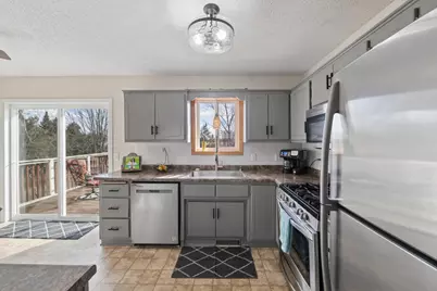 37625 Eleanor Avenue, North Branch, MN 55056 - Photo 6