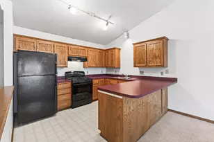 2870 Mounds View Blvd, Mounds View, MN 55112 - Photo 6