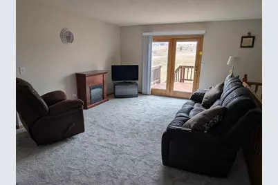 1051 Butte Court, Chanhassen, MN 55317 - Photo 6