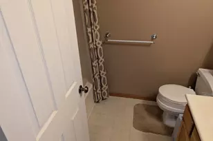 1051 Butte Ct, Chanhassen, MN 55317 - Photo 8