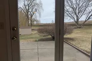 1051 Butte Ct, Chanhassen, MN 55317 - Photo 14