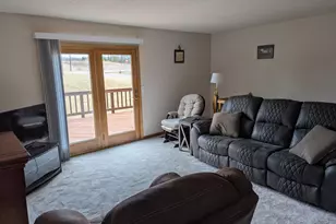 1051 Butte Ct, Chanhassen, MN 55317 - Photo 6