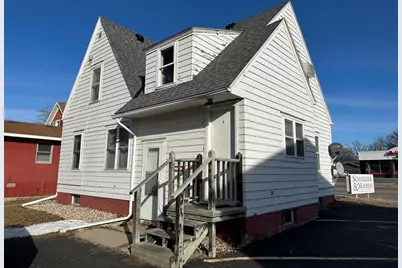 704 1st Street S #2, Willmar, MN 56201 - Photo 1