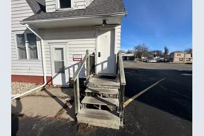 704 1st Street S #2, Willmar, MN 56201 - Photo 2