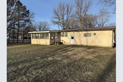 1111 S Halvorson Street, Redwood Falls, MN 56283 - Photo 4