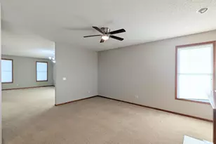 11170 Sand Castle Dr, Woodbury, MN 55129 - Photo 8