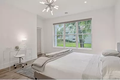 1032 Gardner Street E, Wayzata, MN 55391 - Photo 18