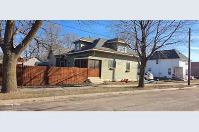 405 Hoosac Street E, Waterville, MN 56096 - Photo 2