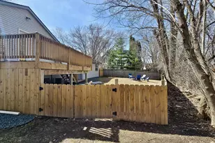 116 Lockey Ave, Center City, MN 55012 - Photo 14