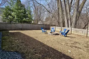 116 Lockey Ave, Center City, MN 55012 - Photo 8