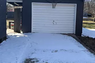 916 5th St S, Saint James, MN 56081 - Photo 2