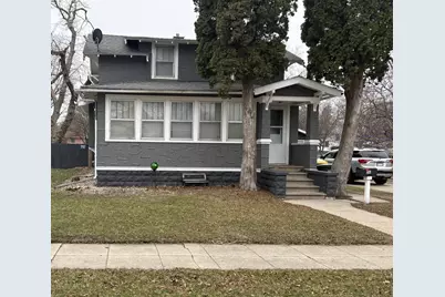 916 5th Street S, Saint James, MN 56081 - Photo 1