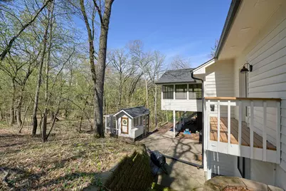 1832 Essex Road, Hopkins, MN 55305 - Photo 8