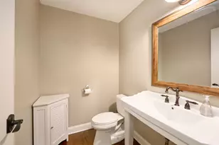 1832 Essex Rd, Hopkins, MN 55305 - Photo 22