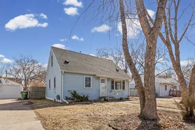 5248 Florida Avenue N, Crystal, MN 55428 - Photo 2