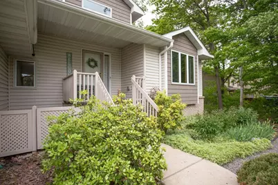 601 Sterling Street S, Maplewood, MN 55119 - Photo 4
