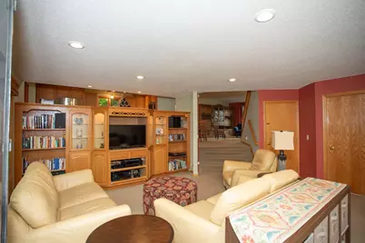 601 Sterling Street S, Maplewood, MN 55119 - Photo 24