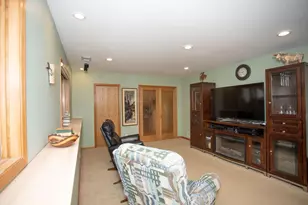601 Sterling St S, Maplewood, MN 55119 - Photo 42