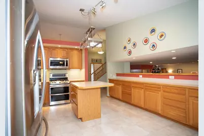 601 Sterling Street S, Maplewood, MN 55119 - Photo 16