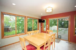 601 Sterling St S, Maplewood, MN 55119 - Photo 20