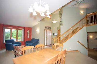 601 Sterling Street S, Maplewood, MN 55119 - Photo 12