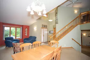 601 Sterling St S, Maplewood, MN 55119 - Photo 12
