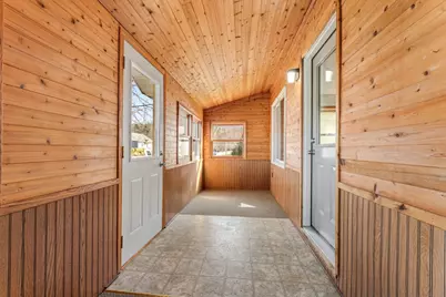 413 S Sherman Street, Houston, MN 55943 - Photo 8