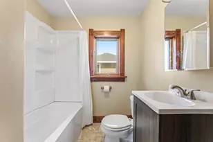 413 S Sherman St, Houston, MN 55943 - Photo 18