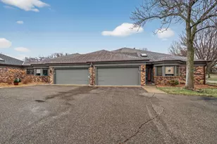 11245 57th Ave N, Plymouth, MN 55442 - Photo 2