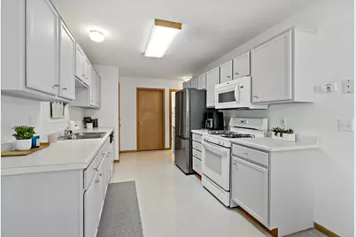 8839 Hastings Circle NE, Blaine, MN 55449 - Photo 10