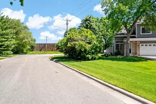 8839 Hastings Cir NE, Blaine, MN 55449 - Photo 40