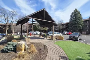 7501 W 101st St, Bloomington, MN 55438 - Photo 16