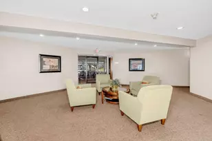 7501 W 101st St, Bloomington, MN 55438 - Photo 12